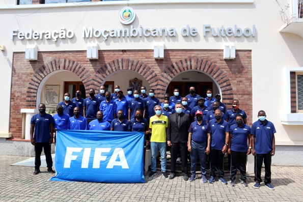 Em “lapidação” instrutores FIFA de Futebol de Praia